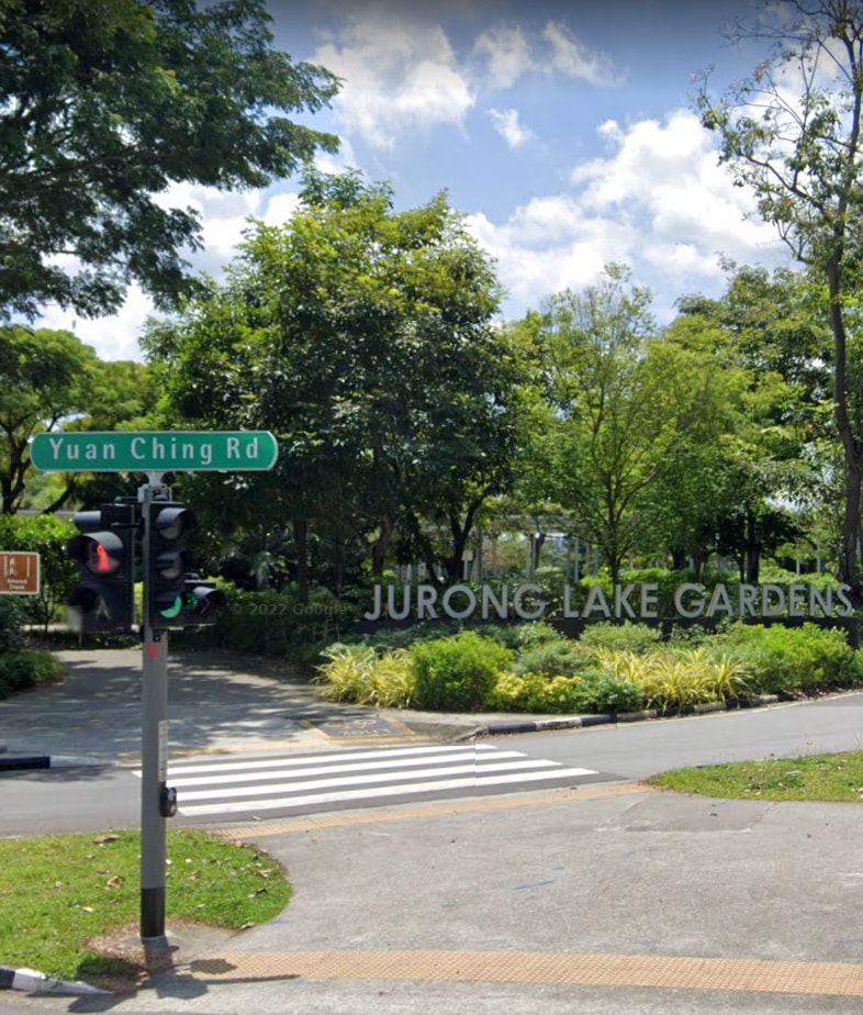 Street_Signage_For_Yuan_Ching_Road_Where_SORA_Condo_at_Lakeside_Jurong_By_Chip_Eng_Seng,_SingHaiyi_Group_and_KSH_Holdings